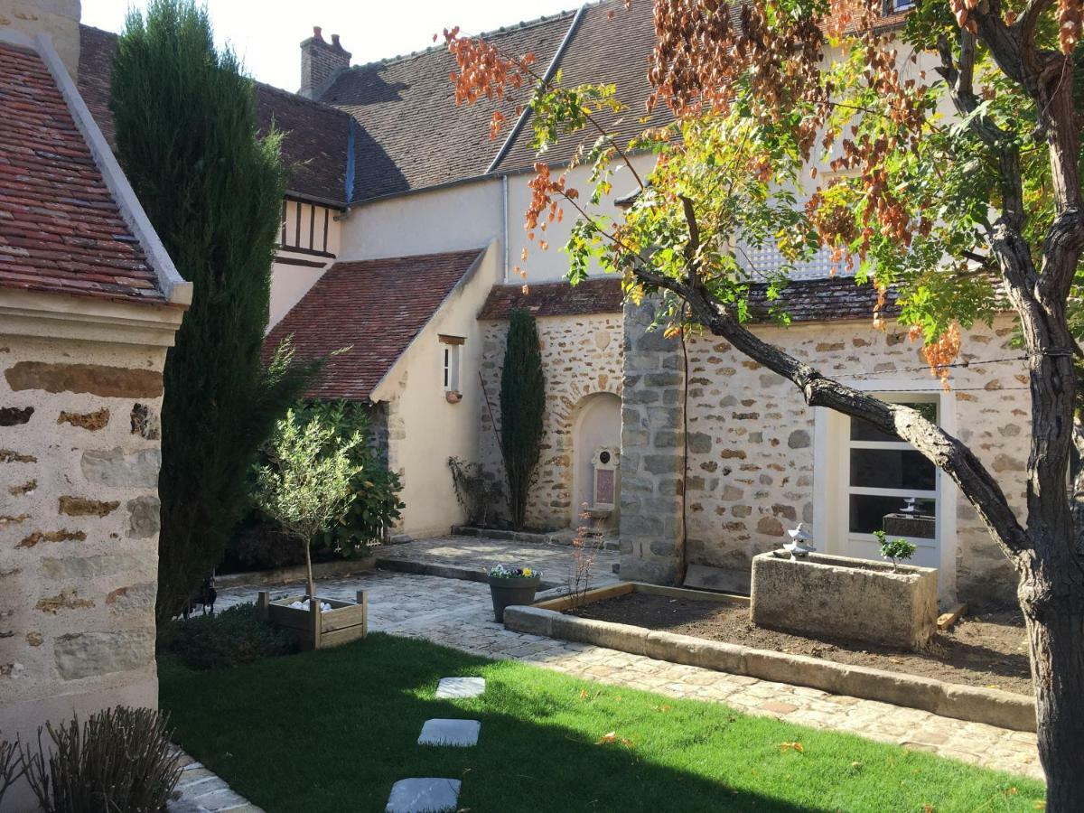 Chaumes-en-Brie La Maison D'Emilie - Chambres D'Hotes מראה חיצוני תמונה